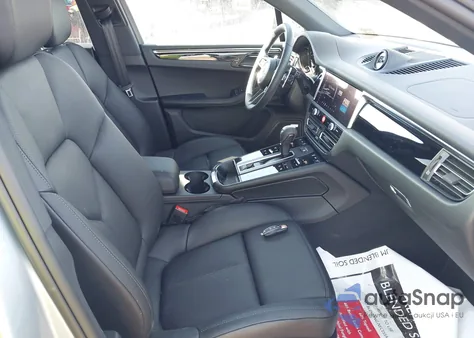 2026 Porsche Macan T из США, поврежденный, VIN WP1AA2A51TLB05073